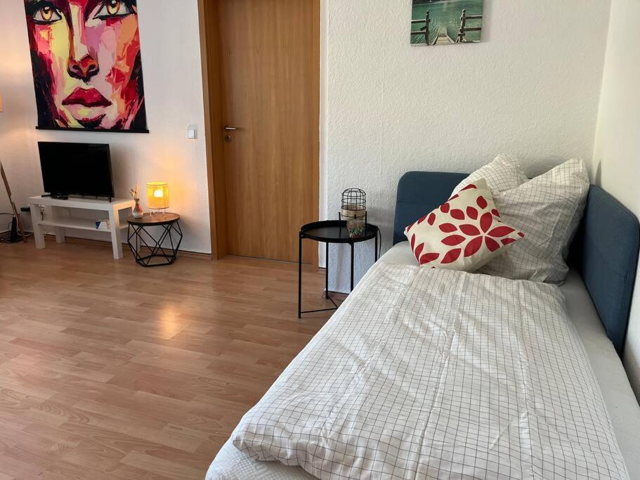 Blue Chili 22 - 2-Raum-Wohnung Im Stadtfeld Ost Magdeburg Luaran gambar